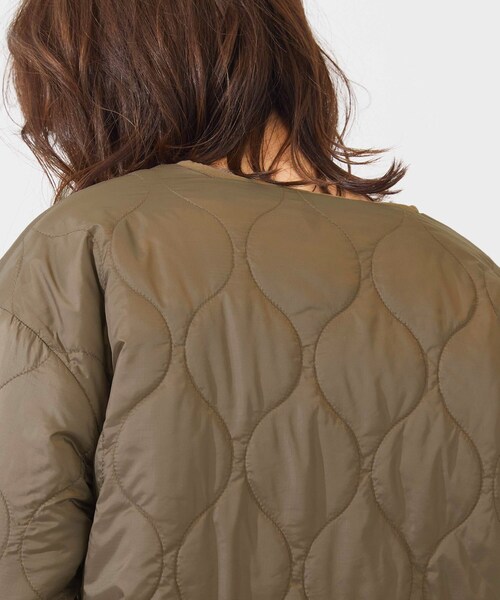 SHOO・LA・RUE(シューラルー)の「◆リバーシブルボア中綿キルティングコート(その他アウター・レディース・ブラック/カーキ/サンドベージュ・02/03/04)」の9枚目の写真