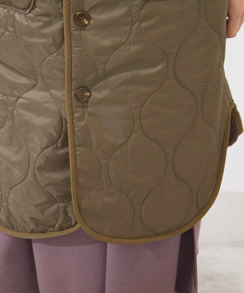 SHOO・LA・RUE(シューラルー)の「◆リバーシブルボア中綿キルティングコート(その他アウター・レディース・ブラック/カーキ/サンドベージュ・02/03/04)」の11枚目の写真