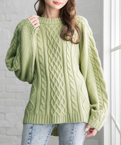 Newlyme(ニューリーミー)の「ラグランケーブルオーバーニット(ニット/セーター・レディース・チャコールグレー/グリーン/アイボリー/ライラック・M-L)」の3枚目の写真