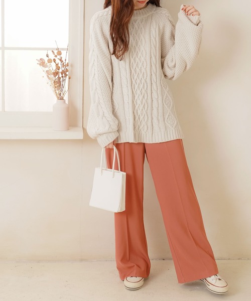 Newlyme(ニューリーミー)の「ラグランケーブルオーバーニット(ニット/セーター・レディース・チャコールグレー/グリーン/アイボリー/ライラック・M-L)」の13枚目の写真