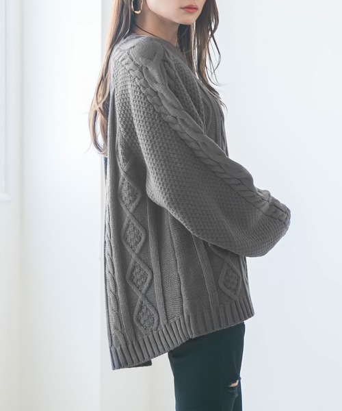 Newlyme(ニューリーミー)の「ラグランケーブルオーバーニット(ニット/セーター・レディース・チャコールグレー/グリーン/アイボリー/ライラック・M-L)」の18枚目の写真
