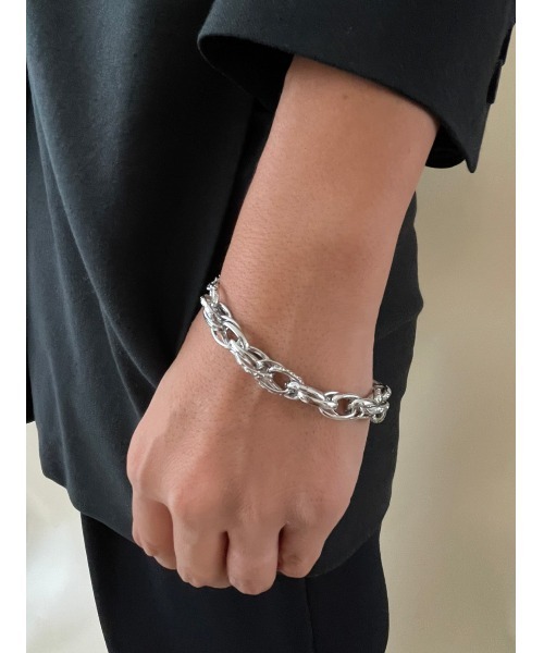 mou（モウ）の「トライバルデザインチェーンブレス（ブレスレット・レディース・シルバー・FREE）」の9枚目の写真