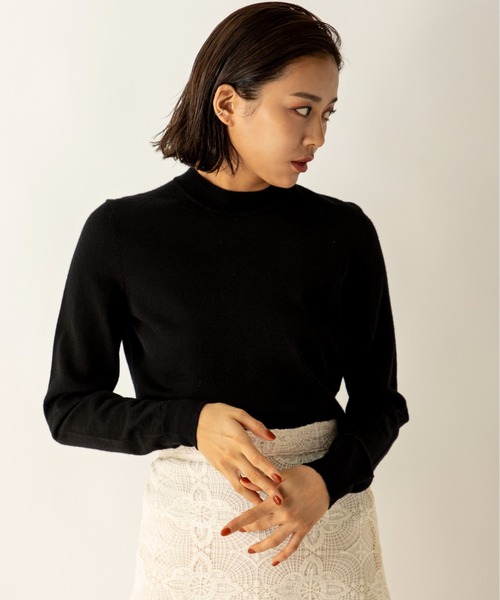 MILLION CARATS(ミリオンカラッツ)の「防縮メリノウールトップス(ニット/セーター・レディース・ブラック/ブラウン/グレー/オフホワイト/ピンク/イエロー・MEDIUM)」の3枚目の写真