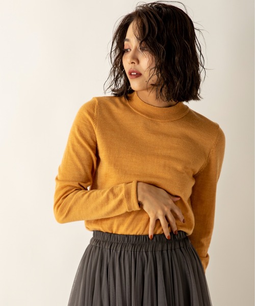 MILLION CARATS(ミリオンカラッツ)の「防縮メリノウールトップス(ニット/セーター・レディース・ブラック/ブラウン/グレー/オフホワイト/ピンク/イエロー・MEDIUM)」の7枚目の写真