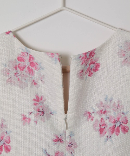 ROPE' PICNIC（ロペピクニック）の「【KIDS】フラワープリントノースリーブワンピース（ワンピース・キッズ・ピンク/ブルー・110/120/130/140）」の9枚目の写真