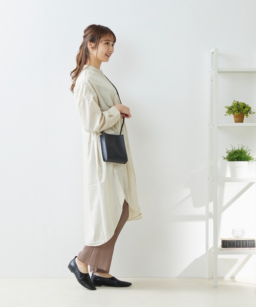 mooimooi(モーイモーイ)の「スクエアトゥストレッチパンプス(パンプス・レディース・ブラック/ベージュ/アイボリー・21.5cm/22.0cm/22.5cm/23.0cm/23.5cm/24.0cm/24.5cm/25.0cm/25.5cm/26.0cm)」の14枚目の写真