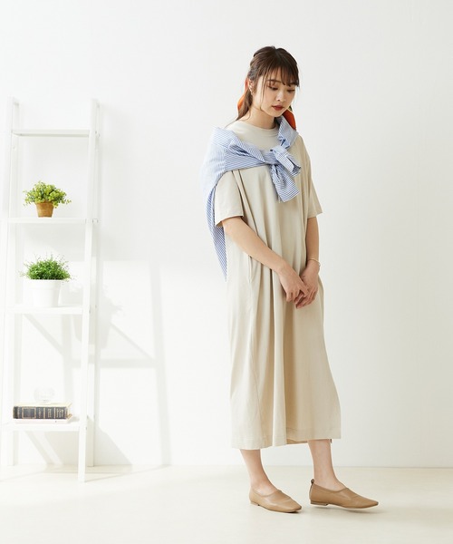 mooimooi(モーイモーイ)の「スクエアトゥストレッチパンプス(パンプス・レディース・ブラック/ベージュ/アイボリー・21.5cm/22.0cm/22.5cm/23.0cm/23.5cm/24.0cm/24.5cm/25.0cm/25.5cm/26.0cm)」の6枚目の写真