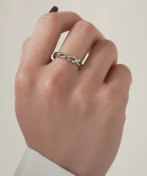 SPINNS（スピンズ）の「ねじれデザイン 2連リング（リング・レディース・シルバー/ゴールド/シルバー系その他・11/9）」の4枚目の写真