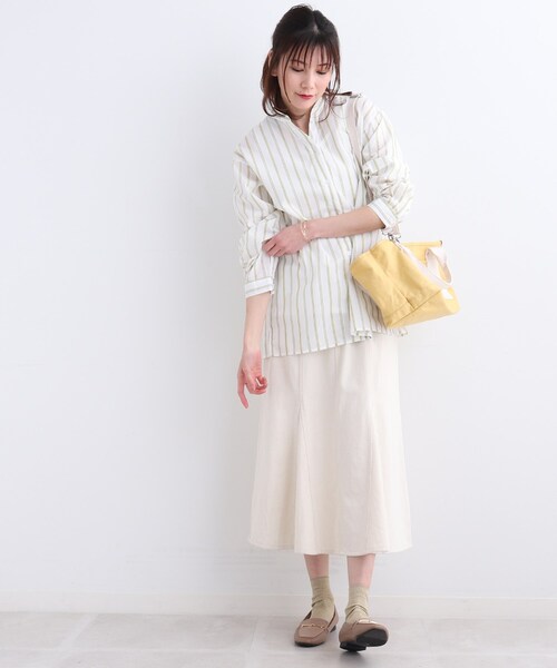 SHOO・LA・RUE(シューラルー)の「◆【2点セット】バンドカラーシャツ+タンクトップ(シャツ/ブラウス・レディース・ライトグリーン系2/イエロー系2/ピンク系7/ブルー系7・02/03/04)」の19枚目の写真