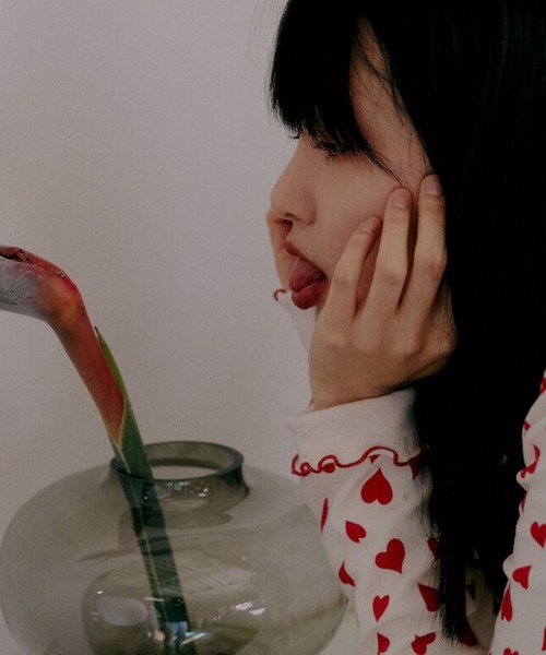 Bonjour Girl(ボンジュールガール)の「【minjiena】hearts turtle neck shirts(Tシャツ/カットソー・レディース・ホワイト・FREE)」の11枚目の写真