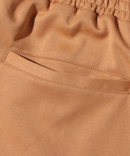 UGG（アグ）の「UGG@mos サイドライン ロゴ トラックパンツ / アグ サイドラインロゴ トラックパンツ（その他パンツ・レディース・ブラック/ベージュ・M/L）」の11枚目の写真