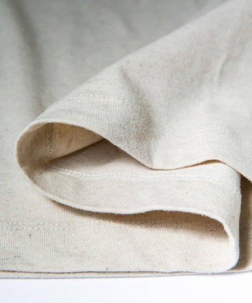 URBAN RESEARCH Sonny Label（アーバンリサーチサニーレーベル）の「コットンリネン天竺Tシャツ（Tシャツ/カットソー・メンズ・チャコールグレー/ブラウン/グリーン/ナチュラル・MEDIUM/LARGE）」の14枚目の写真