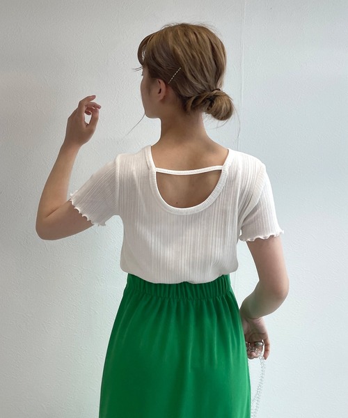 w closet（ダブルクローゼット）の「クルーネックバックシャンクロップドTシャツ（Tシャツ/カットソー・レディース・オフホワイト/ピンク系その他/カーキ/ブラック/ライム/オレンジ/ホワイト×ブラック/ライトピンク・FREE）」の12枚目の写真