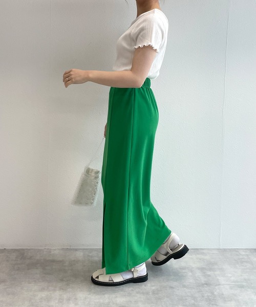 w closet（ダブルクローゼット）の「クルーネックバックシャンクロップドTシャツ（Tシャツ/カットソー・レディース・オフホワイト/ピンク系その他/カーキ/ブラック/ライム/オレンジ/ホワイト×ブラック/ライトピンク・FREE）」の13枚目の写真