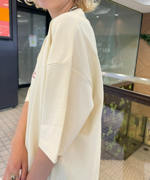 CIAOPANIC（チャオパニック）の「今年のお勧めロゴTシャツ！オーバーサイズBIGプリントTEE（Tシャツ/カットソー・レディース・グレー/ピンク/グリーン/アイボリー・FREE）」の14枚目の写真