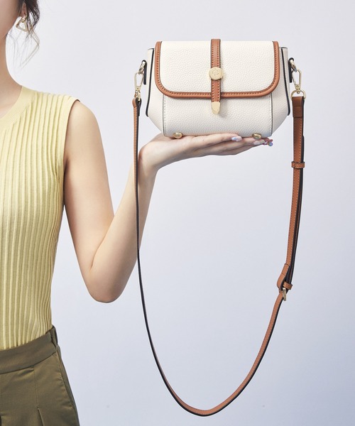 SAISON DE PAPILLON（セゾンドパピヨン）の「コンパクト　本革ショルダーバッグ バイカラー配色 高級感 レザー（ショルダーバッグ・レディース・オフホワイト・フリー）」の11枚目の写真