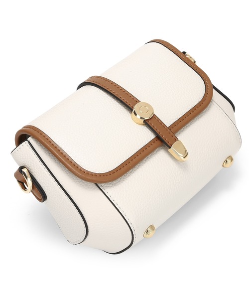 SAISON DE PAPILLON（セゾンドパピヨン）の「コンパクト　本革ショルダーバッグ バイカラー配色 高級感 レザー（ショルダーバッグ・レディース・オフホワイト・フリー）」の6枚目の写真