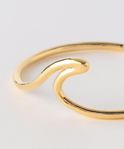 VELATTI（ヴェラッティ）の「＜VELATTI＞ウェーブ バングル（バングル/リストバンド・レディース・ゴールド・FREE）」の3枚目の写真