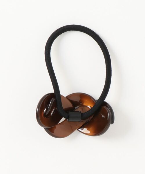 Fun & Daily(ファンアンドデイリー)の「F&D : クロスカーブヘアゴム(ヘアゴム・レディース・ホワイト/ブラウン系その他/ブラウン系その他2・FREE)」の4枚目の写真