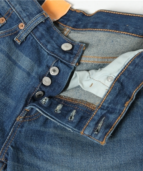 Levi's(リーバイス)の「501(R) CT カスタムテーパードジーンズ ダークインディゴブルー/12.5oz(デニムパンツ・レディース・ダークインディゴブルー・23inch/24inch/25inch/26inch/27inch)」の10枚目の写真