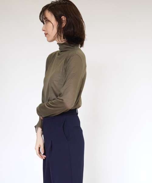 シアーハイネックプルオーバー