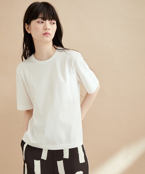 【新品・タグ付き】アダムエロペ　バックヴェルテッドシャツ ADAM ET ROPE'（アダムエロペ）の「【サステナブル】バッグ×Tシャツ（T