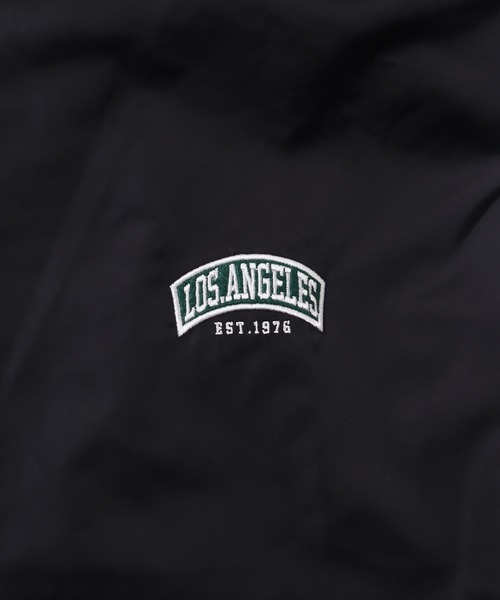 VISION STREET WEAR（ヴィジョンストリートウェア）の「【VISION STREET WEAR】ビッグシルエット ワッペンコーチジャケット（ブルゾン・レディース・グリーン/ブラック/ネイビー・MEDIUM/LARGE/X-LARGE）」の6枚目の写真