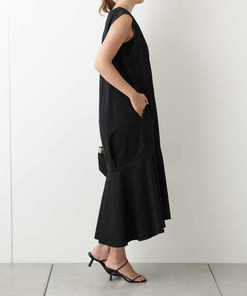 OUVRAGE CLASSE（ウヴラージュクラス）の「【オンライン限定】デニムワンピース（ワンピース・レディース・ブラック/グレー/ブルー・FREE）」の5枚目の写真