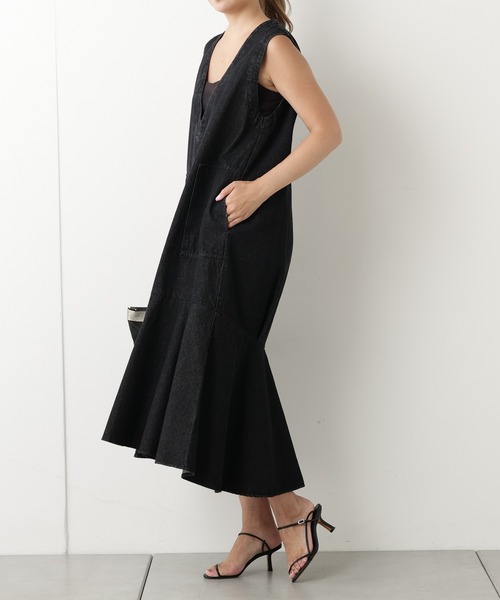 OUVRAGE CLASSE（ウヴラージュクラス）の「【オンライン限定】デニムワンピース（ワンピース・レディース・ブラック/グレー/ブルー・FREE）」の4枚目の写真