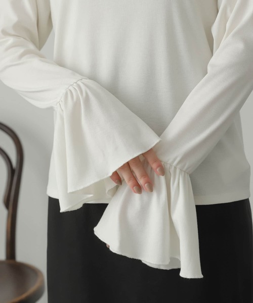 SENSE OF PLACE by URBAN RESEARCH（センスオブプレイスバイアーバンリサーチ）の「フレアスリーブカットソー（Tシャツ/カットソー・レディース・アイボリー/マスタード/ブラック・ONE）」の4枚目の写真