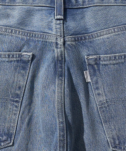 Levi's（リーバイス）の「Levi's/リーバイス SILVERTAB ストレートデニム（デニムパンツ・メンズ・ブルー/ダークインディゴブルー/グレー/インディゴブルー/ライトインディゴブルー・26inch/W30 L32/W34 L32/W36 L32/W29 L32/W28 L32/W32 L32/W33 L32/27inch/W31 L32/29inch/28inch/27/30/26/30/30inch/34inch/36inch/32inch）」の11枚目の写真