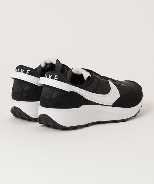 NIKE（ナイキ）の「ナイキ NIKE ナイキ ウィメンズ ワッフル デビュー（スニーカー・レディース・ブラック×ホワイト・23.5cm/24.5cm/24.0cm/25.0cm/23.0cm）」の3枚目の写真