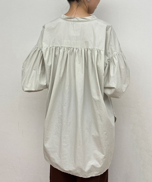 BEARDSLEY（ビアズリー）の「タイプライターギャザーシャツ（シャツ/ブラウス・レディース・グレー/ホワイト・FREE）」の6枚目の写真