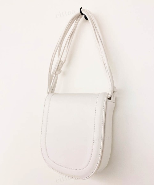 Dalfwin（ダールフィン）の「ラウンドミニスマホショルダーバッグ（ショルダーバッグ・レディース・ホワイト/ブラック/シルバー・FREE）」の8枚目の写真