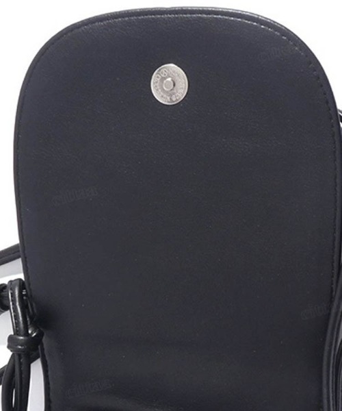 Dalfwin（ダールフィン）の「ラウンドミニスマホショルダーバッグ（ショルダーバッグ・レディース・ホワイト/ブラック/シルバー・FREE）」の21枚目の写真