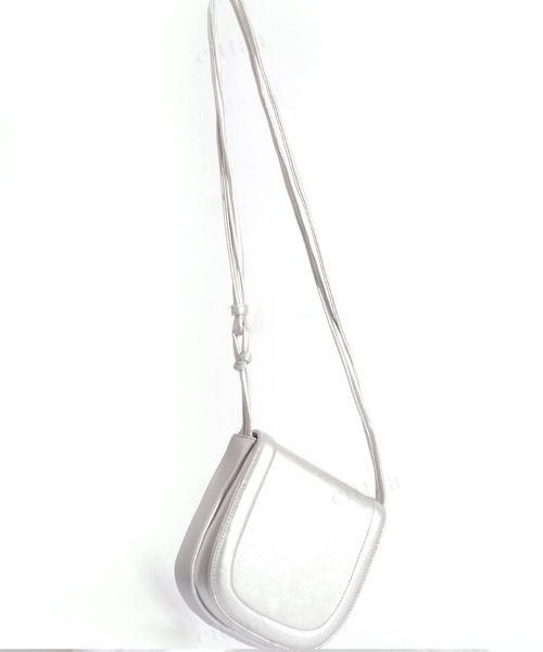 Dalfwin（ダールフィン）の「ラウンドミニスマホショルダーバッグ（ショルダーバッグ・レディース・ホワイト/ブラック/シルバー・FREE）」の22枚目の写真