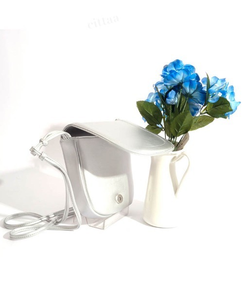 Dalfwin（ダールフィン）の「ラウンドミニスマホショルダーバッグ（ショルダーバッグ・レディース・ホワイト/ブラック/シルバー・FREE）」の7枚目の写真