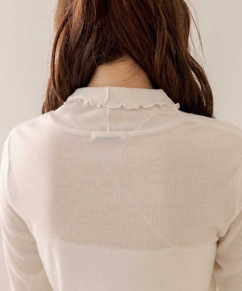 OLIVE des OLIVE(オリーブデオリーブ)の「リブタートルインナー(Tシャツ/カットソー・レディース・ブラック/オフホワイト・FREE)」の7枚目の写真