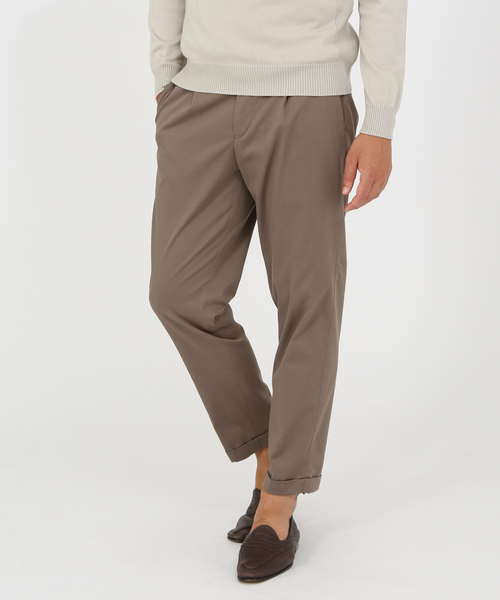 DESIGNWORKS(デザインワークス)の「リバーストレッチテーパードパンツ(チノパンツ・メンズ・ホワイト/ブラック/グレー・44/46/48/50)」の1枚目の写真