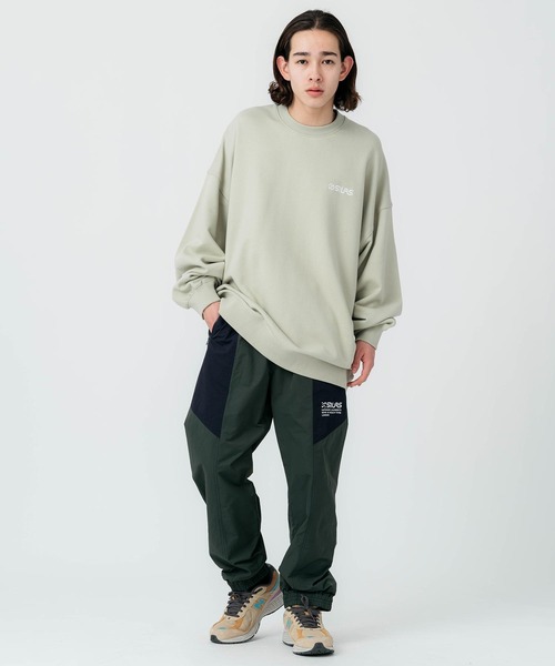 SILAS(サイラス)の「BASIC LOGO SWEAT TOP(スウェット・メンズ・オフホワイト/アッシュ/ライトブルー/ブラック/ライトグリーン/ネイビー・M/L/XL)」の20枚目の写真