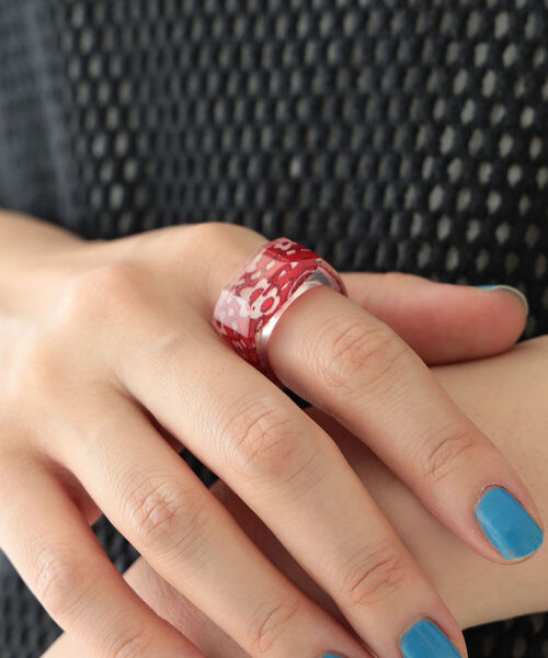 BEAMS BOY(ビームスボーイ)の「BEAMS BOY / バンダナ柄 リング(リング・レディース・ネイビー/レッド・11/13)」の2枚目の写真