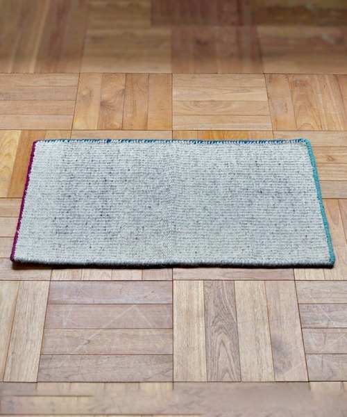 DULTON（ダルトン）の「FRAMED WOOL MAT HAND WEAVE 750 PGLB