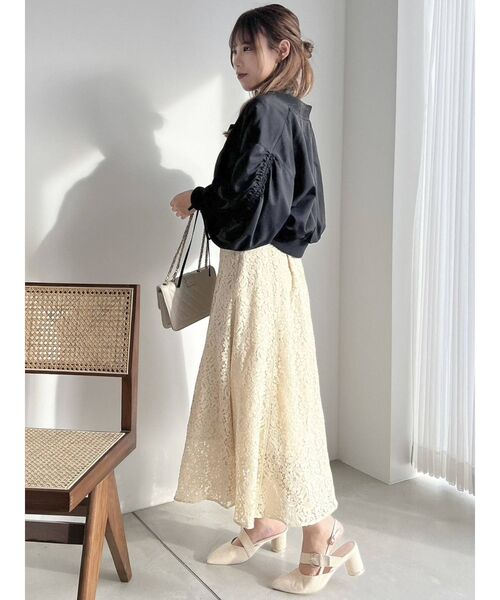 dazzlin（ダズリン）の「ギャザーコンパクトブルゾン（ブルゾン・レディース・ブラック/オフホワイト・FREE）」の4枚目の写真