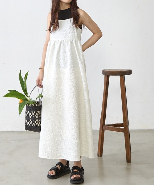 Shelly island（シェリーアイランド）の「ふくれジャガードキャミワンピース（ワンピース・レディース・ホワイト/ブラック・M）」の15枚目の写真