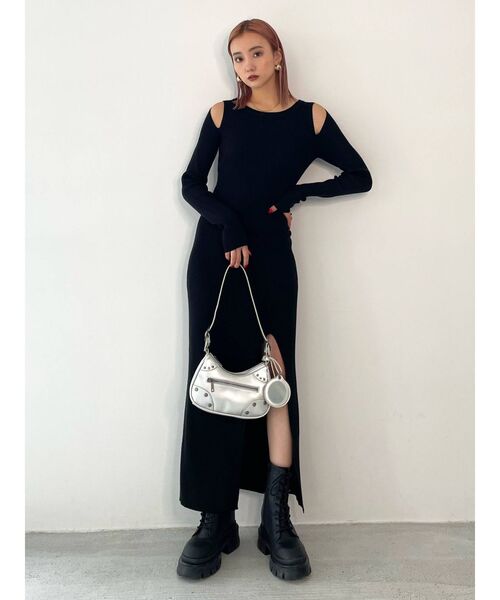 EMODA(エモダ)の「ハーフムーンショルダーバッグ(ハンドバッグ・レディース・ブラック/ピンク/シルバー・FREE)」の13枚目の写真