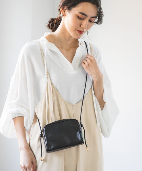 LEPSIM(レプシィム)の「スクエアミニショルダーバッグ 176624(ショルダーバッグ・レディース・アイボリー/パイソン/ブラック・ONE SIZE)」の4枚目の写真