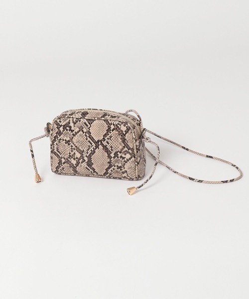 LEPSIM(レプシィム)の「スクエアミニショルダーバッグ 176624(ショルダーバッグ・レディース・アイボリー/パイソン/ブラック・ONE SIZE)」の13枚目の写真