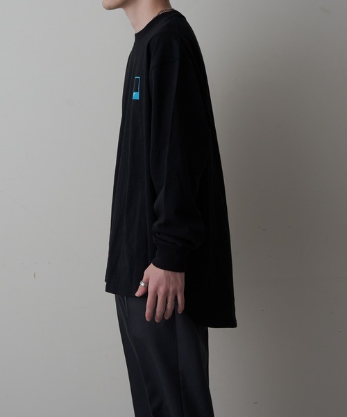 COLONY 2139（コロニートゥーワンスリーナイン）の「裾ラウンドクループリントT（Tシャツ/カットソー・メンズ・ホワイト/ブラック・MEDIUM/LARGE）」の12枚目の写真