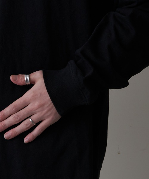 COLONY 2139（コロニートゥーワンスリーナイン）の「裾ラウンドクループリントT（Tシャツ/カットソー・メンズ・ホワイト/ブラック・MEDIUM/LARGE）」の5枚目の写真