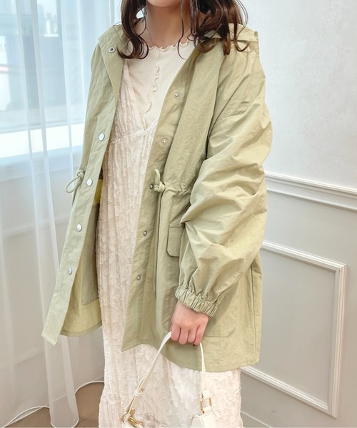 タグ付き✨MECRE シャーリング ライト ブルゾン ホワイト オーバーサイズ ADRER（アドラー） ナイロンジャケット switching nylon big track